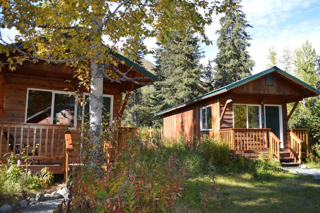 Summit Lake Lodge Bagian luar foto