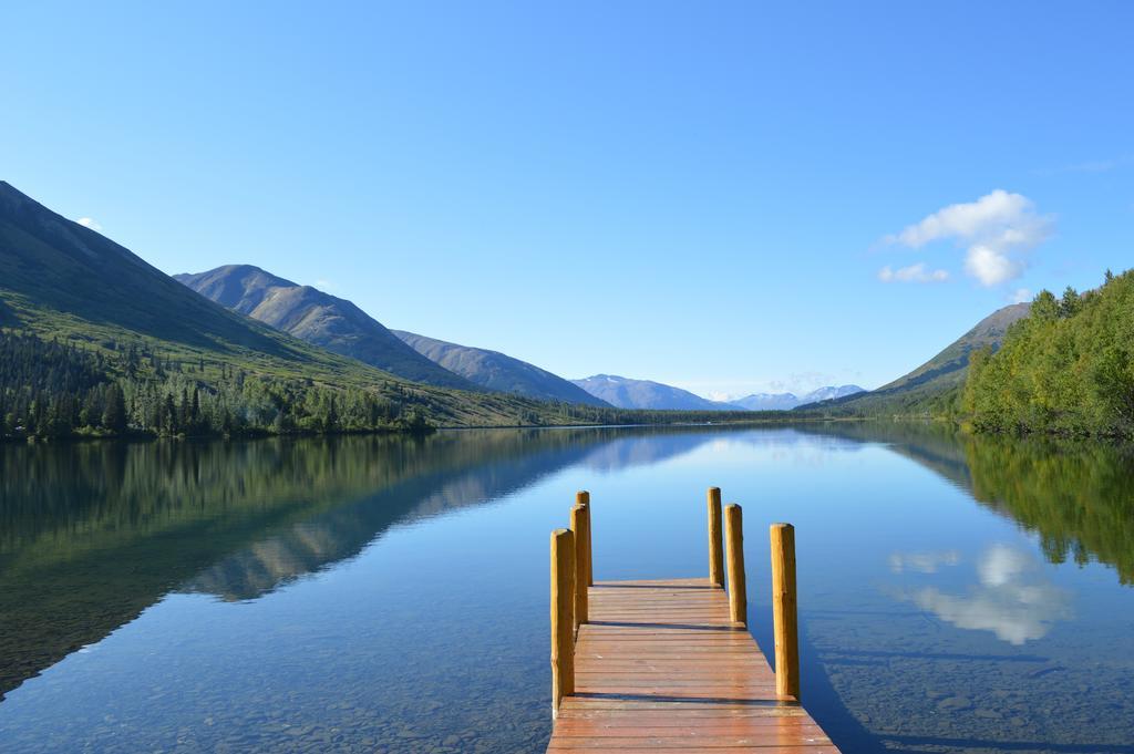 Summit Lake Lodge Ruang foto