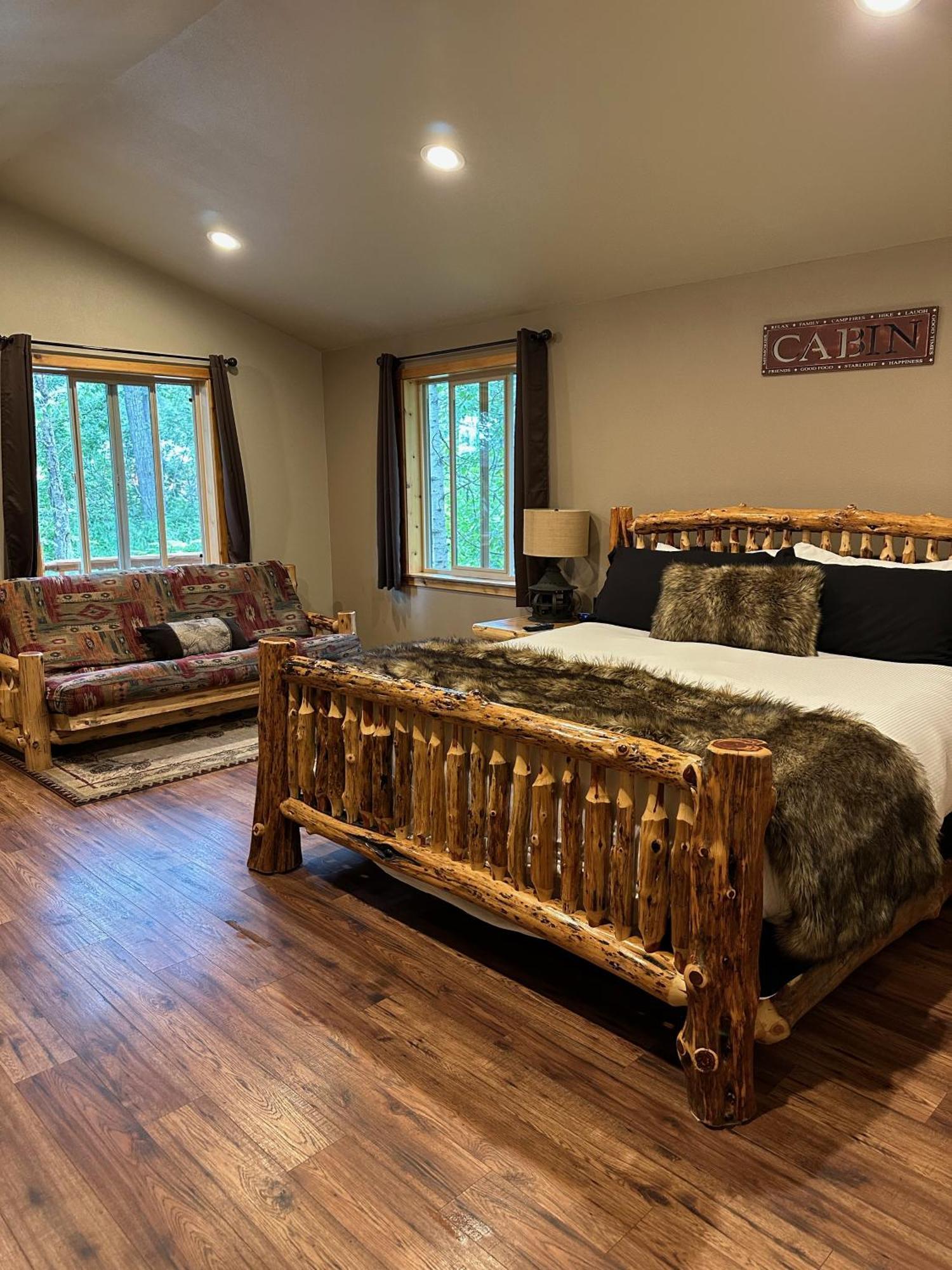 Summit Lake Lodge Bagian luar foto